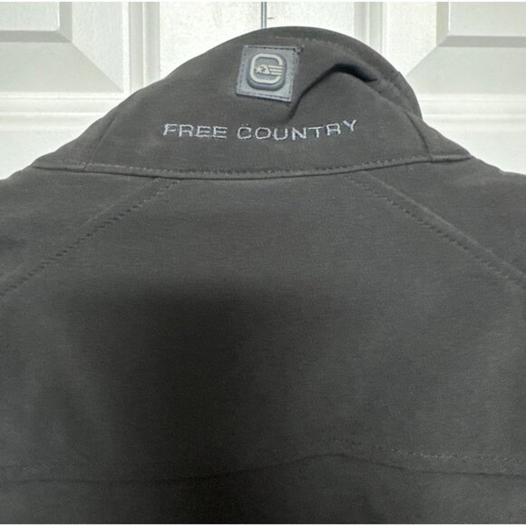 Free Country Jacket Men 2XL Black Softshell Lined Wind Water Full Zip NWT - Picture 8 of 8